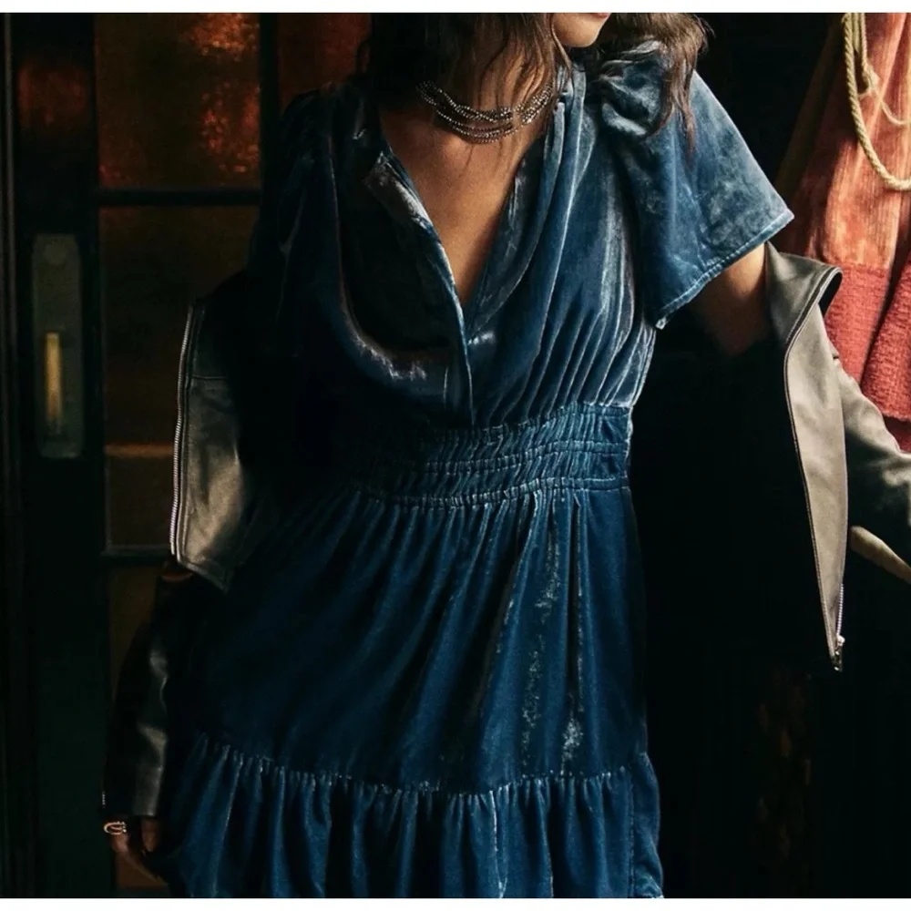 Anthropologie Somerset Blue Velvet Mini Dress Size M - Picture 2 of 16